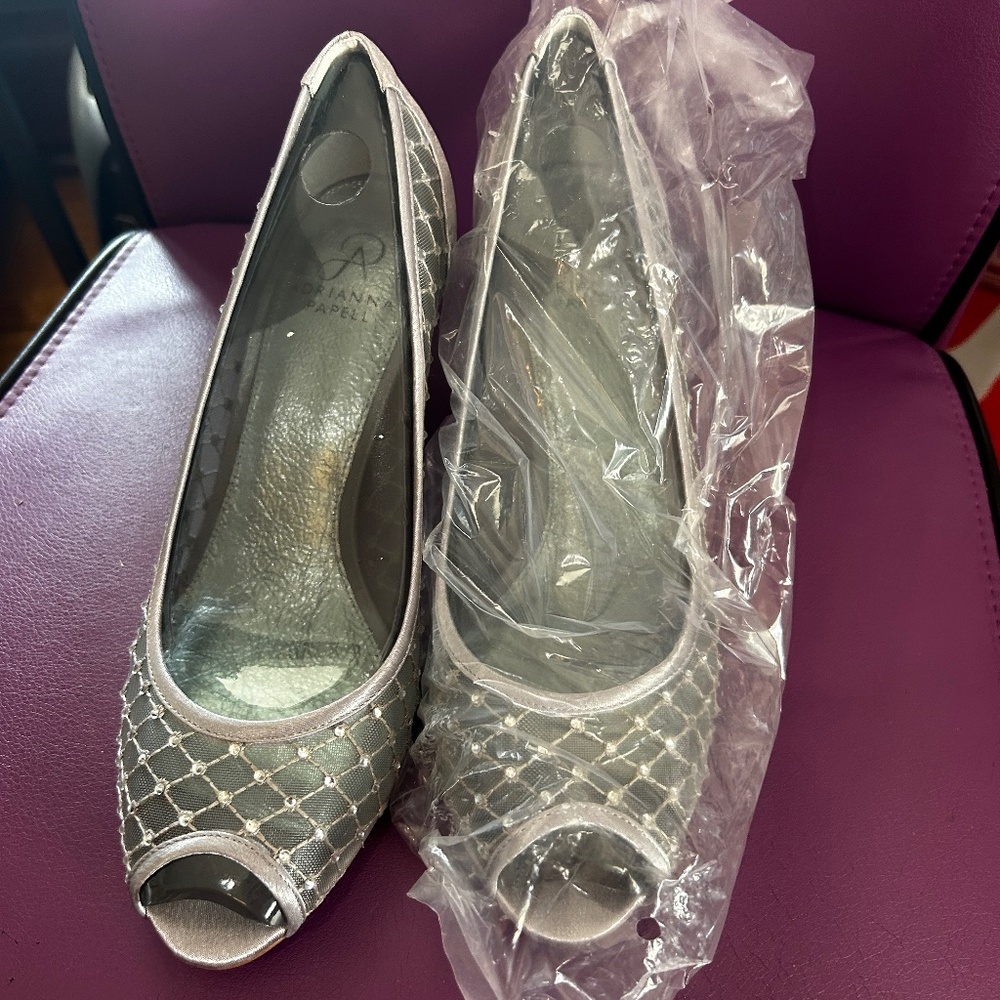 New - Kitten Heels